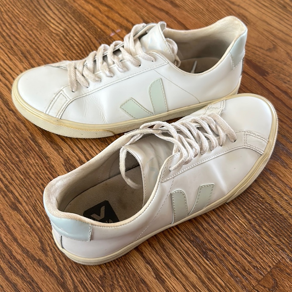 Veja Esplar white and light blue size 39, US 8